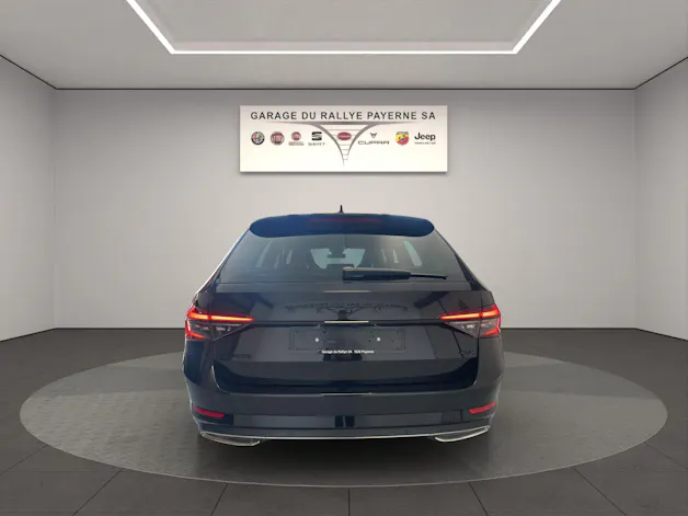 SKODA Superb Combi 2.0 TDi SportLine 4x4 DSG