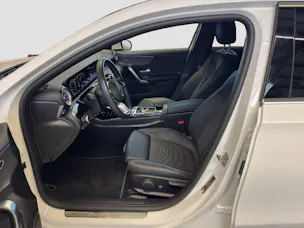 MERCEDES-BENZ A 180 Progressive
