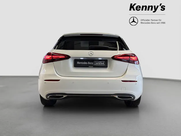 MERCEDES-BENZ A 180 Progressive