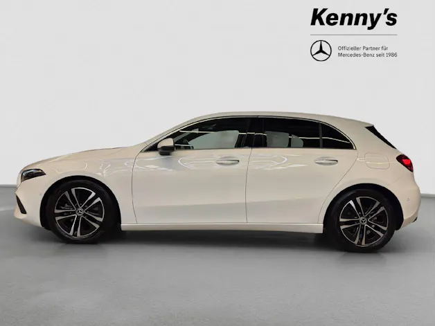 MERCEDES-BENZ A 180 Progressive