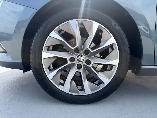 SKODA Fabia 1.0 TSI Ambition