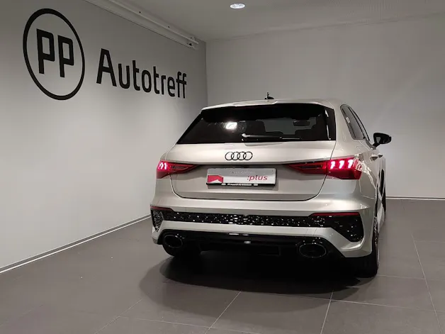 AUDI RS3 Sportback 2.5 TSI quattro S-tronic