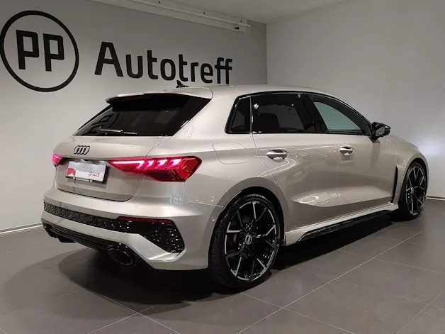 AUDI RS3 Sportback 2.5 TSI quattro S-tronic