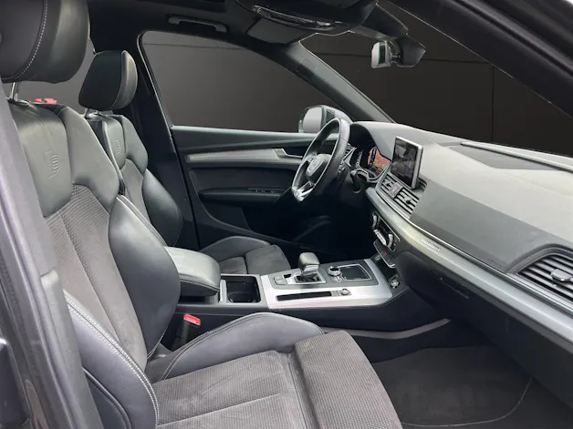 AUDI Q5 45 TFSI sport quattro S-tronic