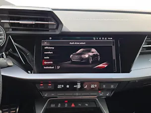 AUDI A3 Sportback 35 TFSI S line Attraction S-tronic