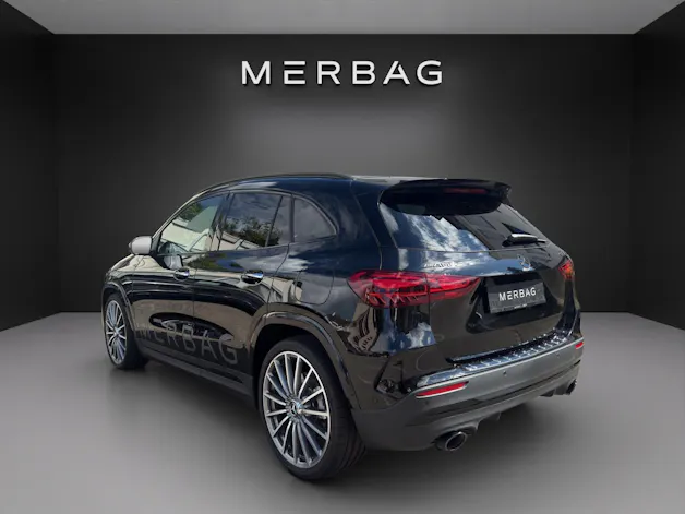 MERCEDES-BENZ GLA AMG 35 4Matic 8G-DCT