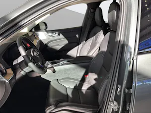 VOLVO XC60 T8 eAWD PluginHybrid Ultra Dark Geartronic