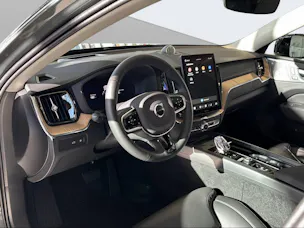 VOLVO XC60 T8 eAWD PluginHybrid Ultra Dark Geartronic