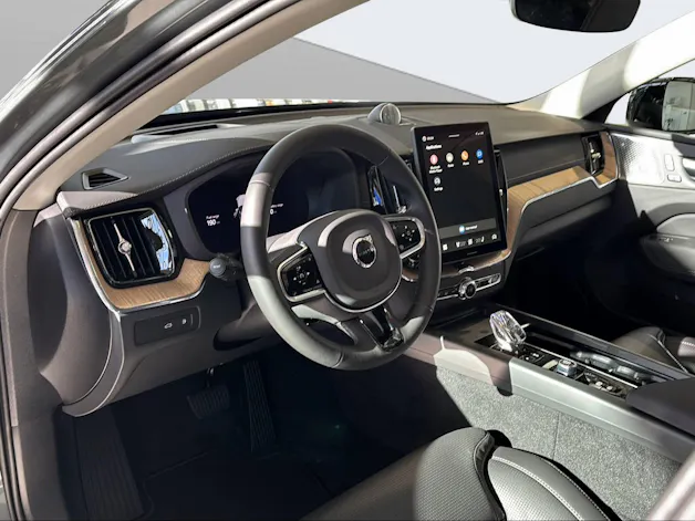 VOLVO XC60 T8 eAWD PluginHybrid Ultra Dark Geartronic