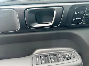 HYUNDAI Santa Fe 1.6 T-GDi HEV Calligraphy Swiss Ed. 4WD Automatic