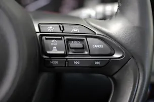 MAZDA 2 Hybrid Exclusive-line