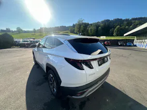 HYUNDAI Tucson 1.6 TGDI HEV Amplia 4WD