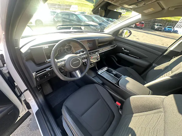 HYUNDAI Tucson 1.6 TGDI HEV Amplia 4WD