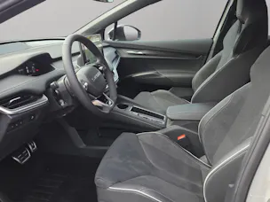SKODA Elroq 85x Sportline 4x4