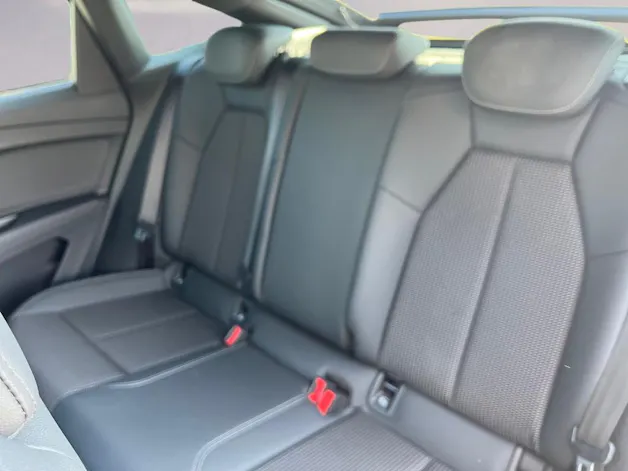 AUDI Q4 Sportback e-tron 35