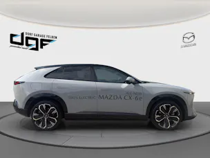 MAZDA CX-6e Takumi