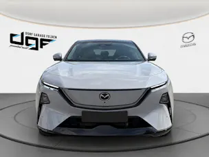 MAZDA CX-6e Takumi