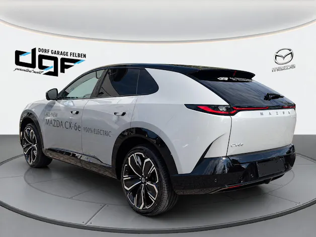 MAZDA CX-6e Takumi