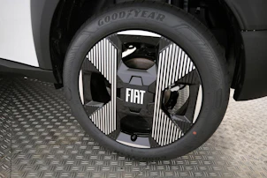 immagine del veicolo FIAT Grande Panda 1.2 Hybrid La Prima
