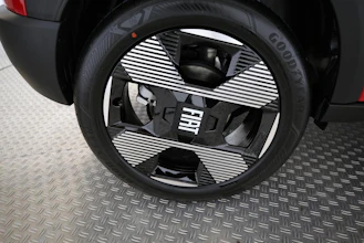 https://vehicle.imgix.net/4445766/1ba5de12-de1a-4cfa-a35d-3e38a6623f91.jpg