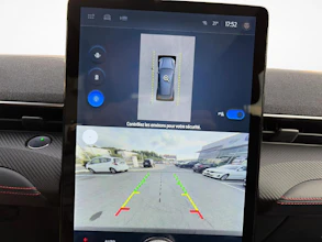 https://vehicle.imgix.net/4445807/32155690-73cb-45a8-ab05-87cdc039223e.jpg