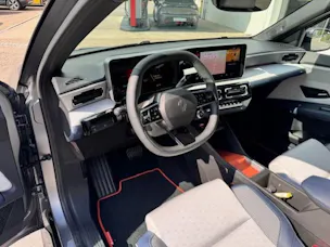 RENAULT R5 E-Tech Comfort Range Roland Garros