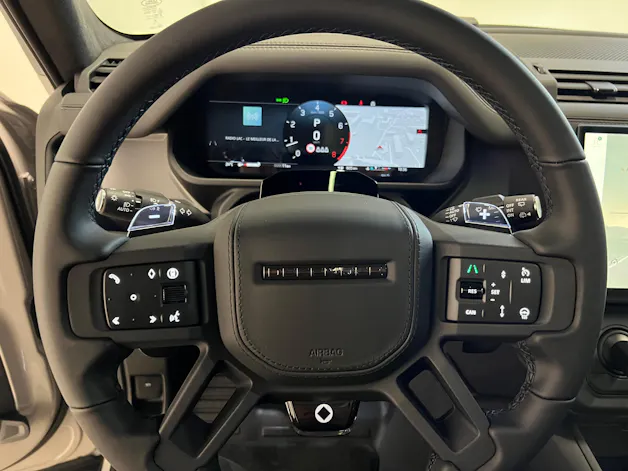 Land Rover Defender 110 4.4 V8 Octa