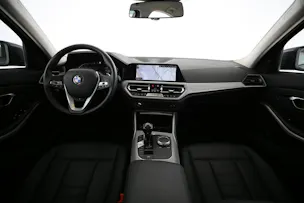 BMW 320d xDrive SAG
