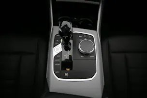 BMW 320d xDrive SAG