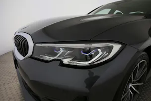 BMW 320d xDrive SAG