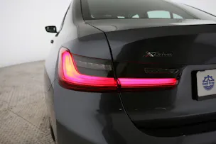 BMW 320d xDrive SAG