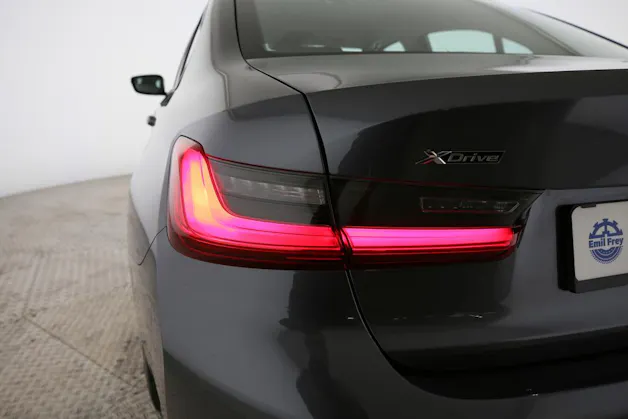 BMW 320d xDrive SAG