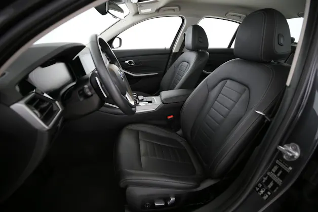 BMW 320d xDrive SAG