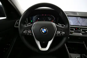 BMW 320d xDrive SAG