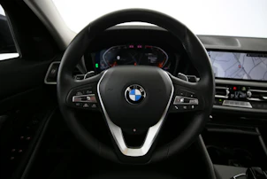 image du véhicule BMW 320d xDrive SAG