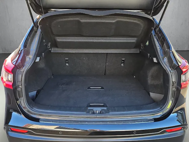 NISSAN Qashqai 1.6 dCi Tekna+ 4x4