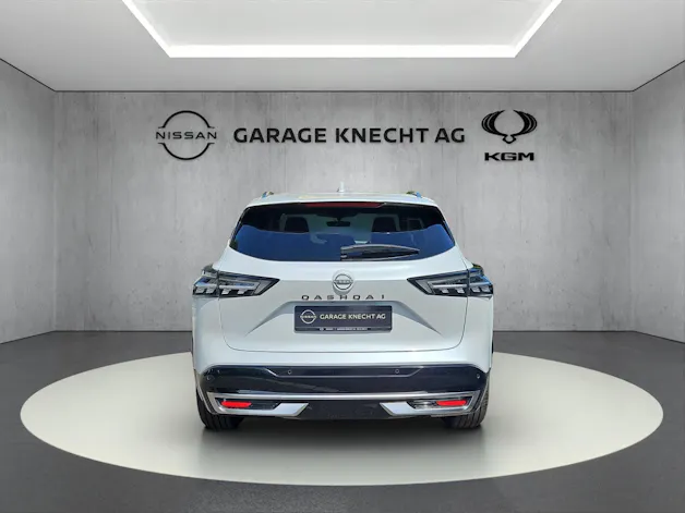 NISSAN Qashqai 1.3 DIG-T Tekna+ 4x4