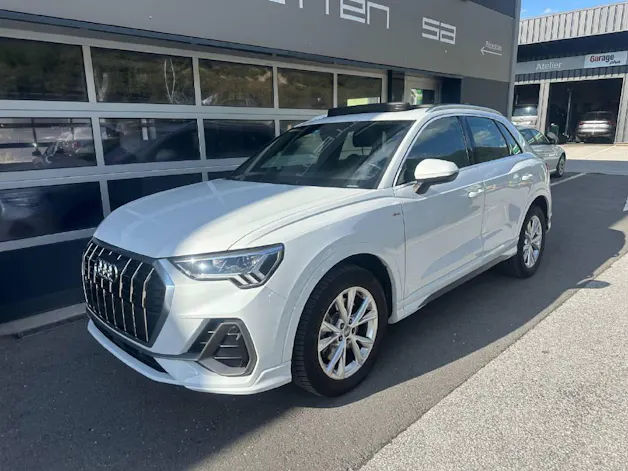 AUDI Q3 2.0 40 TFSI S line quattro S-Tronic