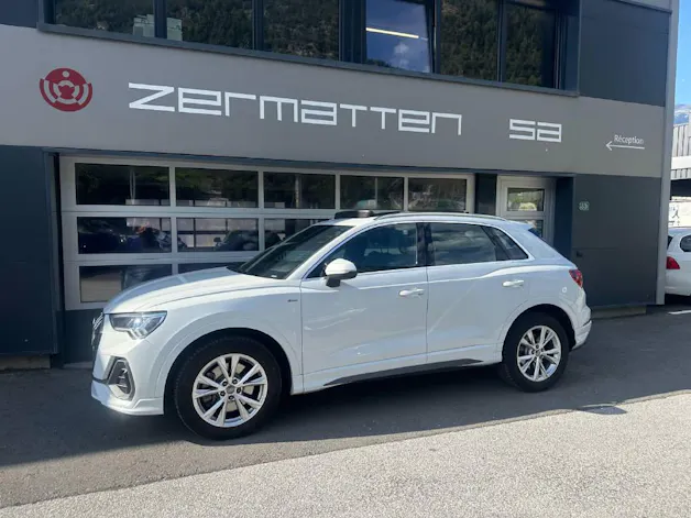 AUDI Q3 2.0 40 TFSI S line quattro S-Tronic