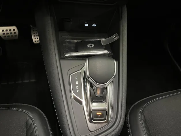RENAULT Captur 1.3 TCe 160 esprit Alpine EDC
