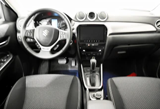 https://vehicle.imgix.net/4445987/2942b4a9-1d8b-431d-a123-9bbe3add9def.jpg