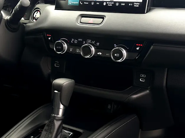 HONDA HR-V 1.5 i-MMD Elegance