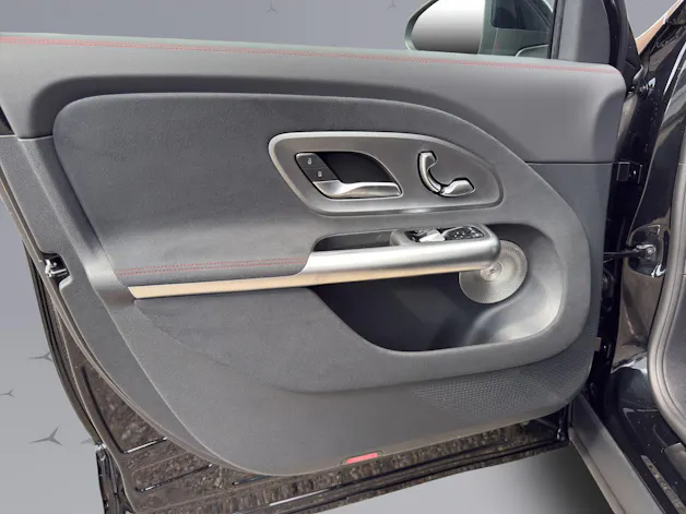 MERCEDES-BENZ GLB 220 4matic