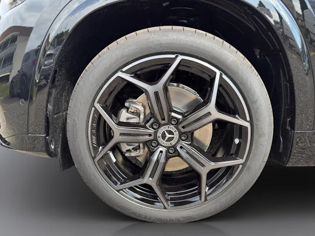 MERCEDES-BENZ GLB 220 4matic