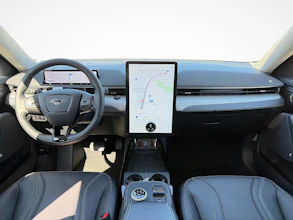 https://vehicle.imgix.net/4446071/b842f45b-67fc-4d0c-a2de-fd5372045f2d.jpg