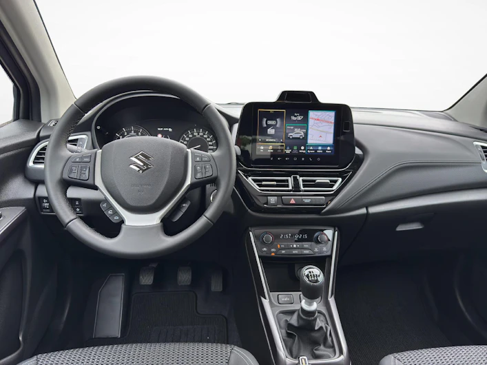 Fahrzeugbild SUZUKI S-CROSS
