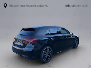 MERCEDES-BENZ A 200 AMG Line