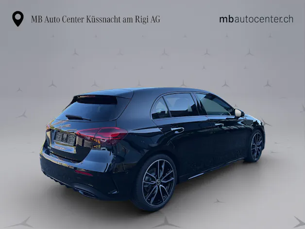 MERCEDES-BENZ A 200 AMG Line