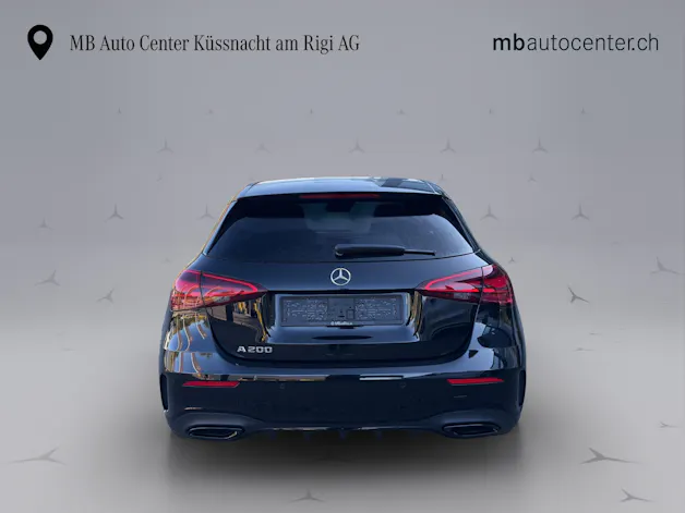 MERCEDES-BENZ A 200 AMG Line
