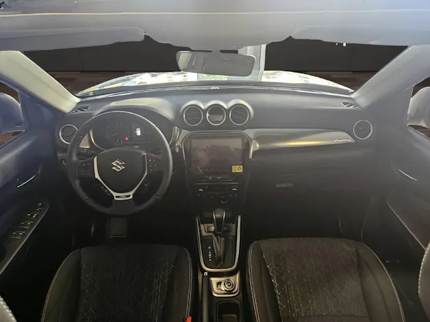Suzuki Vitara 1.4 T Piz Sulai Top Hybrid 4x4